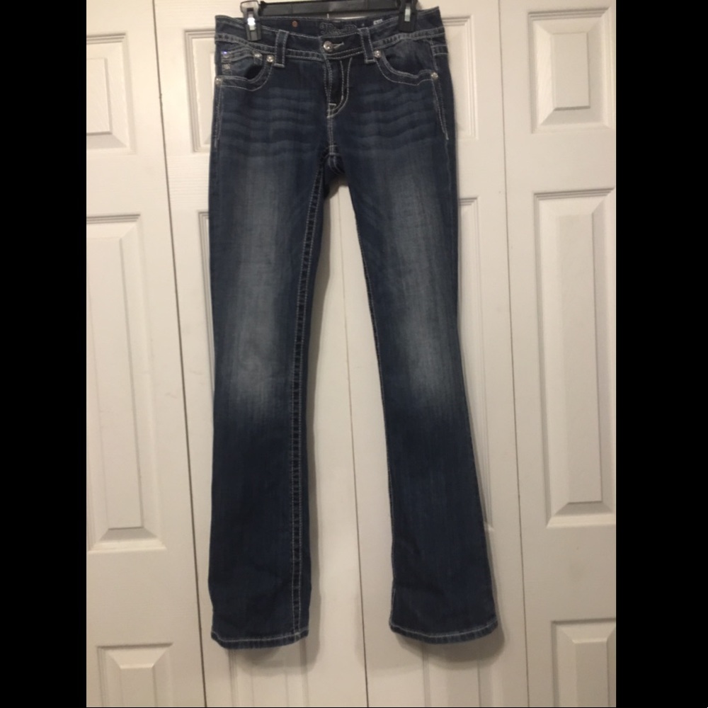 Jeans - Picture 3 of 4